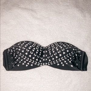 Black and white swim top, size Small